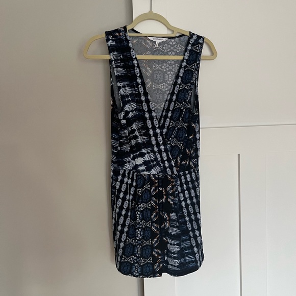 BCBGeneration Navy Sleeveless Romper - Size Small - Picture 3 of 5